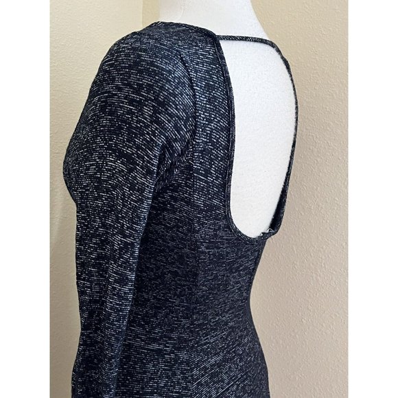 Aiden Y Dress Sz L 3/4 Sleeve Knit Skater Open Keyhole Open Cut Back Black - Picture 5 of 8
